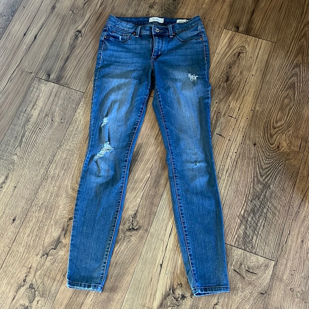 Women’s super skinny jeans